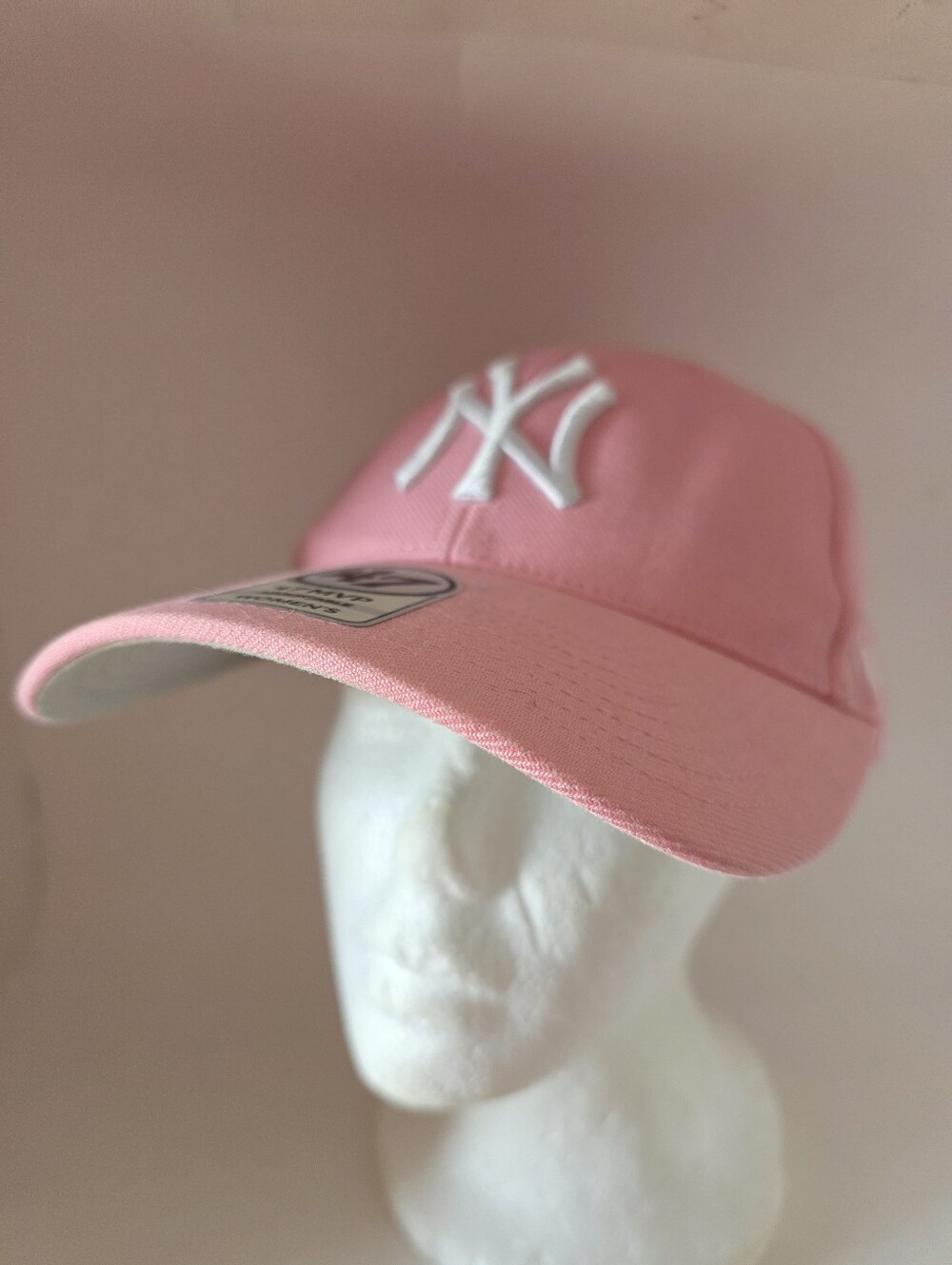 '47 New York Yankees Baseball CapMVP Pink Embroidered Adjustable Womens